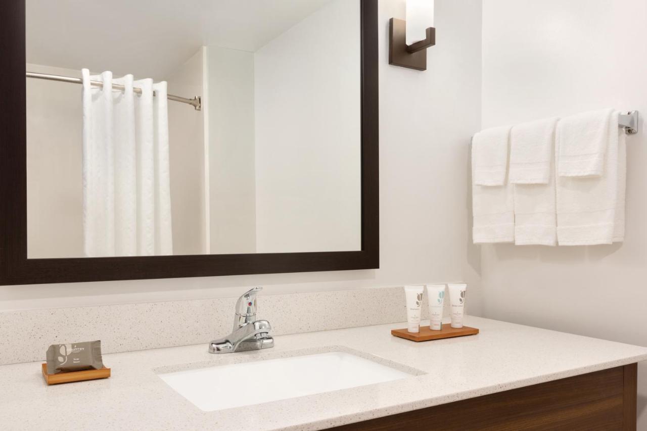 Country Inn & Suites By Radisson, Dfw Airport South, Tx Irving Eksteriør bilde