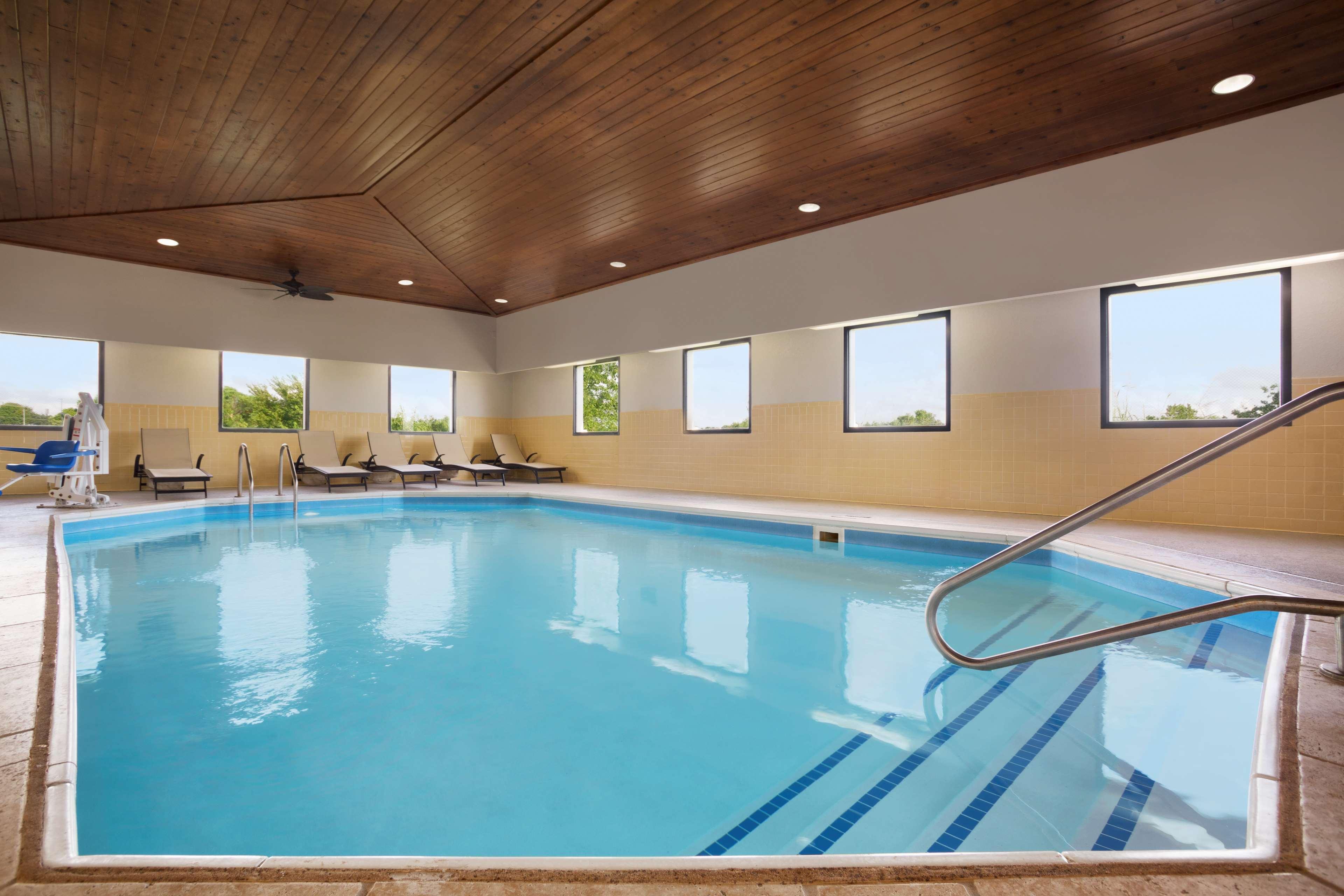 Country Inn & Suites By Radisson, Dfw Airport South, Tx Irving Eksteriør bilde