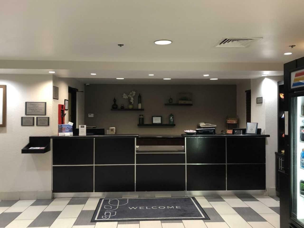Country Inn & Suites By Radisson, Dfw Airport South, Tx Irving Eksteriør bilde